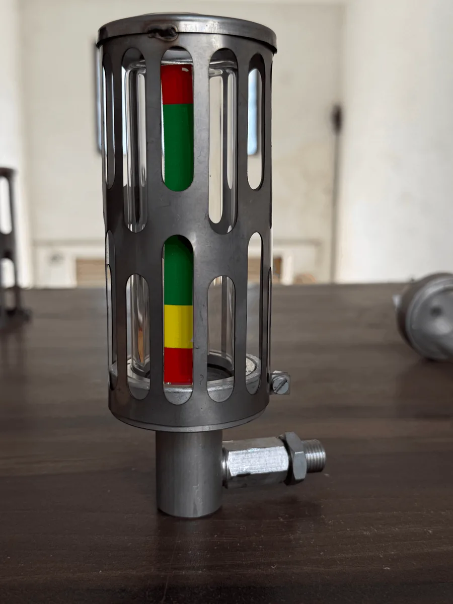 Constant Level Oiler with protective metal cage